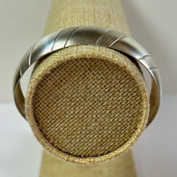 Vintage Sterling Silver Cuff Bracelet Mexico Taxco Signed TR-53 Brushed Shiny - Picture 2 of 9